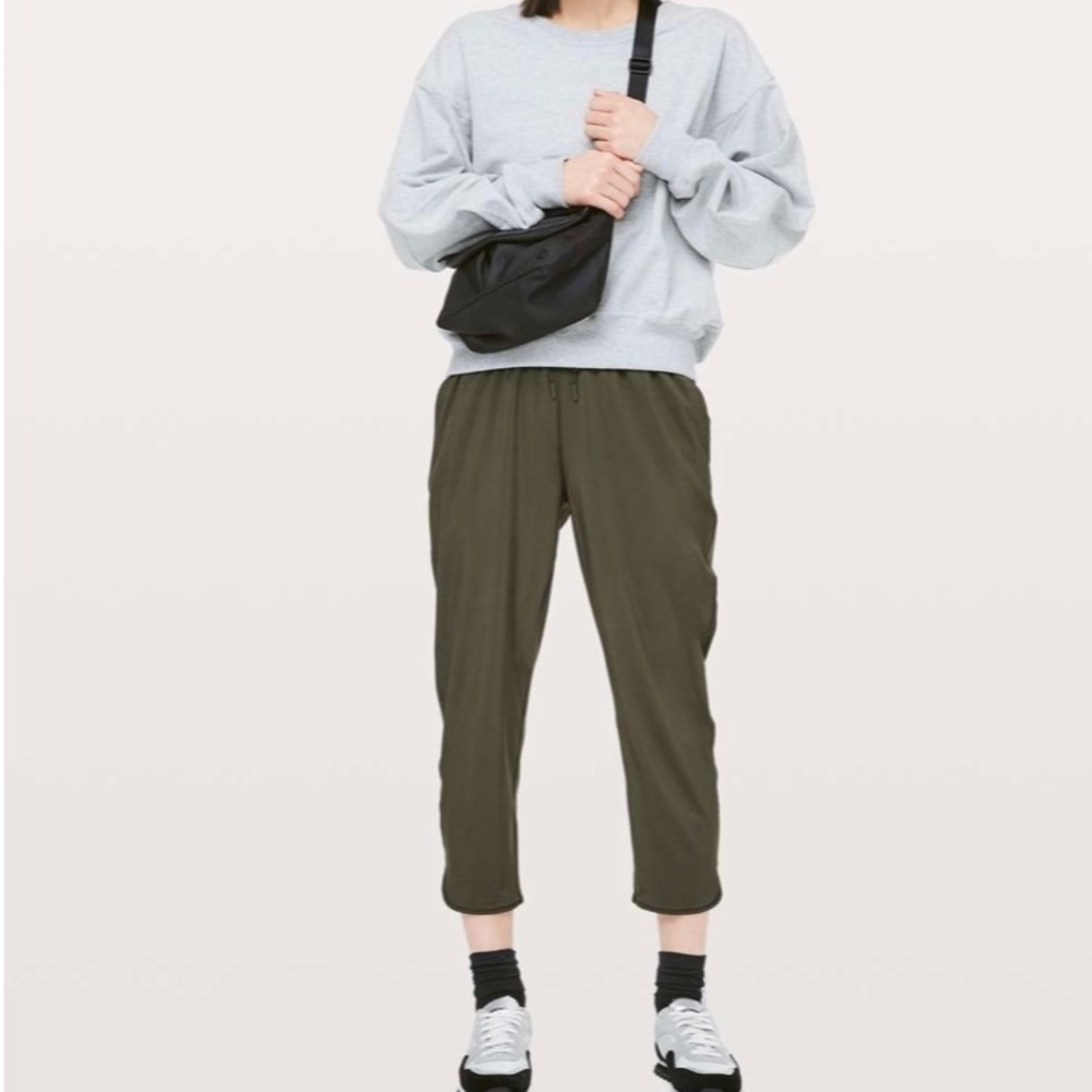 Lululemon Keep it Classic crop